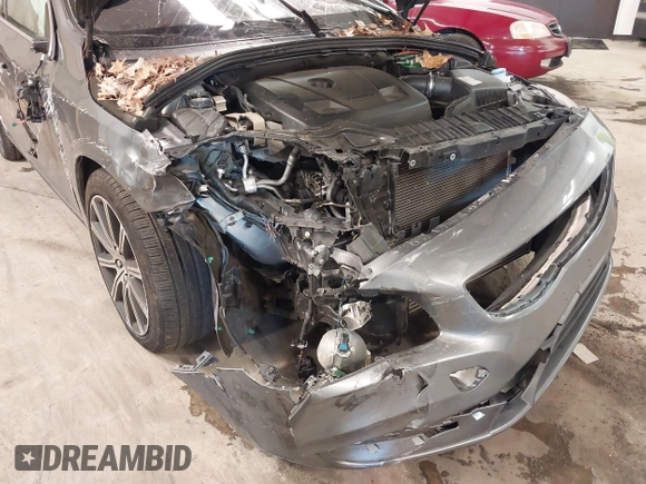 2017 Volvo S60 Inscription with VIN LYV402HK1HB129530, listed as a IAAI auction lot 41381620 with 53,031 mi miles. Bid and sale history available at carsss.com. Image 6.