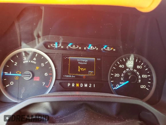 2015 Ford F-150 XL with VIN 1FTEW1CG6FKD17068, listed as a Copart auction lot 56989975 with 170,606 mi miles and Salvage title. Bid and sale history available at DreamBid. Image 9.