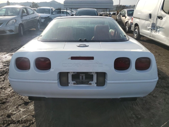 1993 Chevrolet Corvette with VIN 1G1YY23P0P5114800, listed as a Copart auction lot 85556704 with 158,011 mi miles and Clean Title. Bid and sale history available at carsss.com. Image 6.