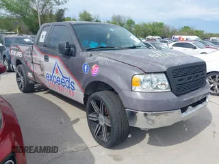 2004 Ford F-150 STX with VIN 1FTRX12W34NA24313, listed as a IAAI auction lot 41899722 with 250,381 mi miles. Bid and sale history available at carsss.com. Image 1.