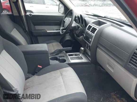 2008 Dodge Nitro SLT with VIN 1D8GU58K28W102173, listed as a IAAI auction lot 41727200 with 134,293 mi miles. Bid and sale history available at carsss.com. Image 5.