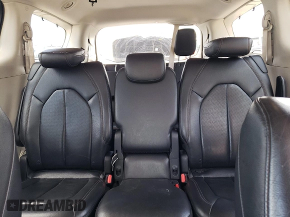 2018 Chrysler Pacifica Touring L with VIN 2C4RC1BG6JR124425, listed as a Copart auction lot 56132055 with 89,575 mi miles and Salvage Title. Bid and sale history available at DreamBid. Image 10.