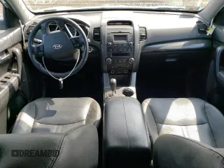 2011 Kia Sorento EX with VIN 5XYKU4A28BG053868, listed as a Copart auction lot 64379513 with 98,758 mi miles and Non Repairable. Bid and sale history available at carsss.com. Image 8.