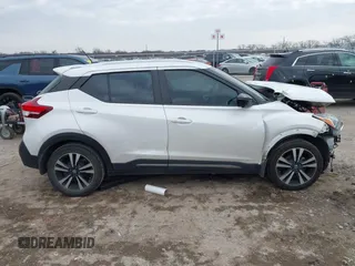 2020 Nissan Kicks SR with VIN 3N1CP5DV1LL556436, listed as a IAAI auction lot 41576013 with 97,953 mi miles. Bid and sale history available at carsss.com. Image 13.