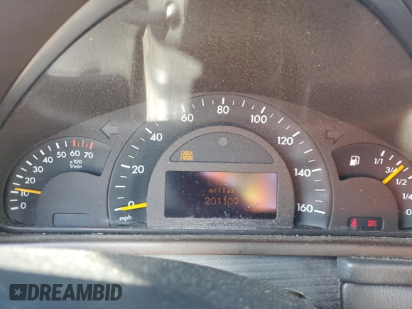 2004 Mercedes-Benz C 240 with VIN WDBRF61J64A547255, listed as a Copart auction lot 57028165 with 201,109 mi miles and Salvage title. Bid and sale history available at DreamBid. Image 9.