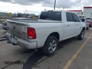 2018 Ram 1500 Big Horn with VIN 1C6RR7LM9JS354875, listed as a IAAI auction lot 41719756 with 105,121 mi miles. Bid and sale history available at carsss.com. Image 4.