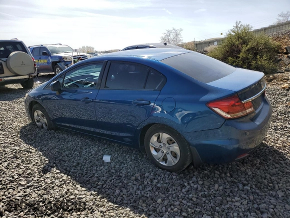 2015 Honda Civic LX z VIN 2HGFB2F59FH519072, wystawiony jako Copart lot #52425705 z przebiegiem 185 539 mil mil oraz Szkoda całkowita • Salvage title. Historia ofert i sprzedaży dostępna na DreamBid. Obrazek 2.