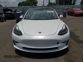2023 Tesla Model 3 z VIN 5YJ3E1EA5PF580945, wystawiony jako Copart lot #58139125 z przebiegiem 19 057 mil mil oraz Szkoda całkowita • Salvage title. Historia ofert i sprzedaży dostępna na DreamBid. Obrazek 5.