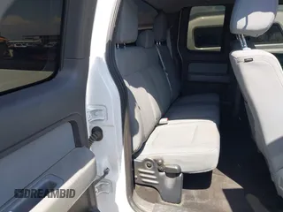 2014 Ford F-150 XL z VIN 1FTFX1CF6EKG35389, wystawiony jako IAAI lot #42643324 z przebiegiem 190 235 mil mil oraz . Historia ofert i sprzedaży dostępna na DreamBid. Obrazek 8.