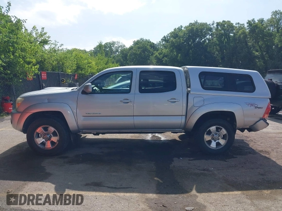 2005 Toyota Tacoma with VIN 5TELU42N45Z137094, listed as a IAAI auction lot 42585551 with 331,546 mi miles and . Bid and sale history available at DreamBid. Image 14.