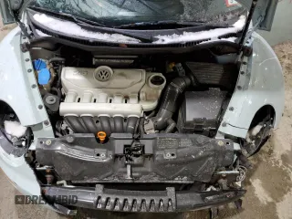 2010 Volkswagen New Beetle Coupe with VIN 3VWPG3AG0AM036337, listed as a Copart auction lot 86187544 with 156,052 mi miles and Salvage Title. Bid and sale history available at carsss.com. Image 11.