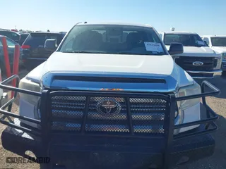 2016 Toyota Tundra 4WD Truck SR with VIN 5TFUW5F1XGX539529, listed as a IAAI auction lot 42044488 with 271,734 mi miles. Bid and sale history available at carsss.com. Image 11.
