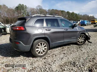 2017 Jeep Cherokee Limited with VIN 1C4PJLDB6HW572014, listed as a Copart auction lot 48350605 with 156,963 mi miles and Salvage Title. Bid and sale history available at carsss.com. Image 3.