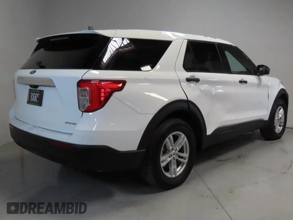 2022 Ford Explorer with VIN 1FMSK8BB6NGB31749, listed as a Copart auction lot 45394945 with 16,168 mi miles and Salvage Title. Bid and sale history available at carsss.com. Image 3.