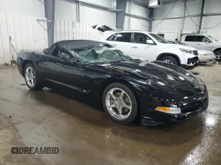 2002 Chevrolet Corvette with VIN 1G1YY32G425105016, listed as a Copart auction lot 58575714 with 33,152 mi miles and Salvage Title. Bid and sale history available at carsss.com. Image 4.