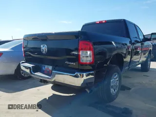 2024 Ram 2500 Tradesman with VIN 3C6UR5CL0RG264829, listed as a IAAI auction lot 41617725 with 46,483 mi miles. Bid and sale history available at carsss.com. Image 4.