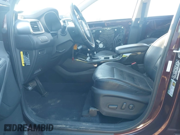 2016 Kia Sorento EX with VIN 5XYPH4A10GG164505, listed as a IAAI auction lot 41161549 with 121,411 mi miles. Bid and sale history available at carsss.com. Image 5.