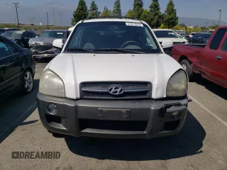 2007 Hyundai Tucson SE with VIN KM8JN72D27U590327, listed as a Copart auction lot 51072574 with 90,511 mi miles and Salvage Title. Bid and sale history available at carsss.com. Image 5.