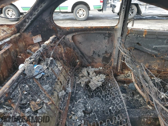 1967 Volkswagen Beetle with VIN 117229214, listed as a Copart auction lot 44974805 with Not provided miles and Non repairable. Bid and sale history available at DreamBid. Image 10.