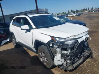 2023 Toyota RAV4 XLE с VIN 2T3P1RFV4PC361287, выставлен на аукционе IAAI как лот 42405323 с пробегом 39 645 миль миль и . История ставок и продаж доступна на DreamBid. Изображение 1.