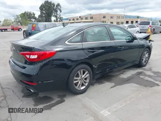 2016 Hyundai Sonata SE with VIN 5NPE24AFXGH401286, listed as a IAAI auction lot 41969686 with 134,592 mi miles and . Bid and sale history available at carsss.com. Image 4.
