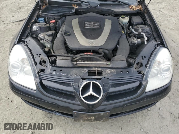 2008 Mercedes-Benz SLK-Class 3.0L with VIN WDBWK54F98F177511, listed as a Copart auction lot 51162175 with 62,082 mi miles and Salvage Title. Bid and sale history available at carsss.com. Image 11.