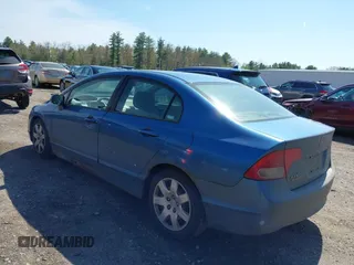 2006 Honda Civic LX z VIN 1HGFA16536L116964, wystawiony jako IAAI lot #42166701 z przebiegiem 276 970 mil mil oraz . Historia ofert i sprzedaży dostępna na DreamBid. Obrazek 3.