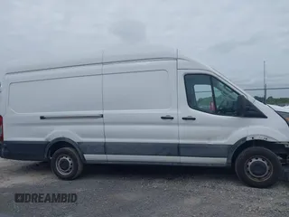 2024 Ford Transit Cargo z VIN 1FTBR3X89RKA14329, wystawiony jako IAAI lot #42483348 z przebiegiem 85 692 mil mil oraz . Historia ofert i sprzedaży dostępna na DreamBid. Obrazek 13.