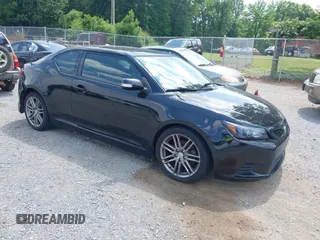 2012 Scion tC z VIN JTKJF5C7XC3038565, wystawiony jako IAAI lot #42447867 z przebiegiem 84 272 mil mil oraz . Historia ofert i sprzedaży dostępna na DreamBid. Obrazek 1.