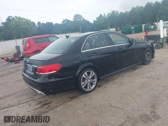 2014 Mercedes-Benz E 350 Sport with VIN WDDHF5KB2EA977354, listed as a IAAI auction lot 42403760 with 92,055 mi miles and . Bid and sale history available at DreamBid. Image 4.