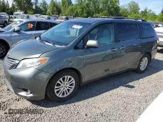 2013 Toyota Sienna XLE AAS с VIN 5TDYK3DC6DS378443, выставлен на аукционе Copart как лот 61836795 с пробегом 134 797 миль миль и Чистый • Clean title. История ставок и продаж доступна на DreamBid. Изображение 1.