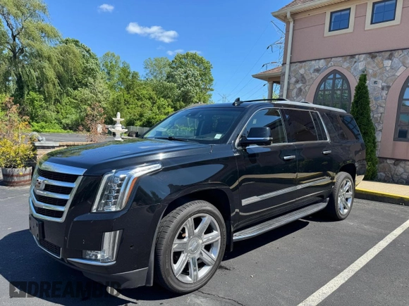 2017 Cadillac Escalade ESV Luxury z VIN 1GYS4HKJ8HR274470, wystawiony jako Copart lot #58011535 z przebiegiem 211 524 mil mil oraz Czysty tytuł • Clean title. Historia ofert i sprzedaży dostępna na DreamBid. Obrazek 1.