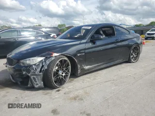2015 BMW M4 z VIN WBS3R9C52FF708909, wystawiony jako Copart lot #53854965 z przebiegiem 68 038 mil mil oraz Szkoda całkowita • Salvage title. Historia ofert i sprzedaży dostępna na DreamBid. Obrazek 1.