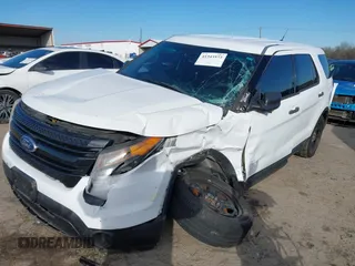 2014 Ford Police Interceptor Utility z VIN 1FM5K8AR0EGC28263, wystawiony jako IAAI lot #41343573 z przebiegiem 192 634 mil mil oraz . Historia ofert i sprzedaży dostępna na DreamBid. Obrazek 2.