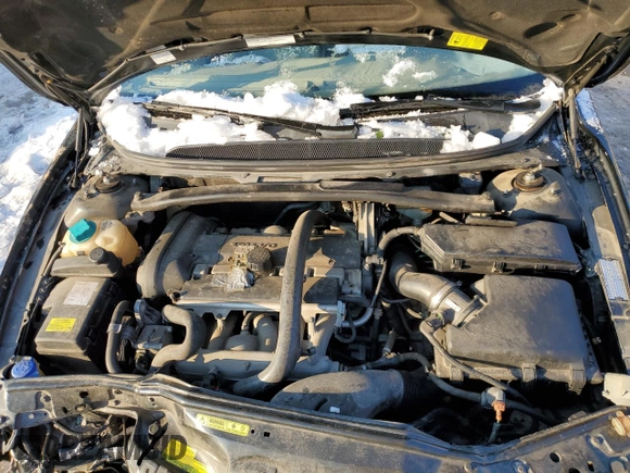 2005 Volvo S80 with VIN YV1TS592651407213, listed as a Copart auction lot 41680085 with 0 mi miles and Salvage Title. Bid and sale history available at carsss.com. Image 12.
