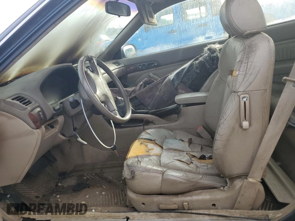 1998 Acura CL Premium z VIN 19UYA2255WL013596, wystawiony jako Copart lot #42686575 z przebiegiem Nie podano mil oraz Czysty tytuł • Clean title. Historia ofert i sprzedaży dostępna na DreamBid. Obrazek 7.