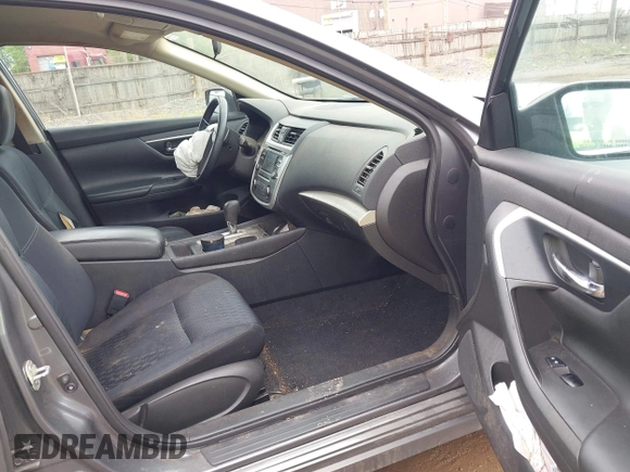 2017 Nissan Altima SR with VIN 1N4AL3AP1HN317914, listed as a IAAI auction lot 42578563 with 187,694 mi miles and . Bid and sale history available at DreamBid. Image 5.