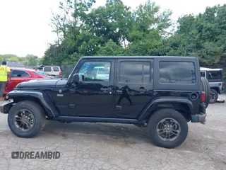 2016 Jeep Wrangler Unlimited Sahara z VIN 1C4HJWEG3GL343340, wystawiony jako IAAI lot #42683859 z przebiegiem 92 878 mil mil oraz . Historia ofert i sprzedaży dostępna na DreamBid. Obrazek 15.