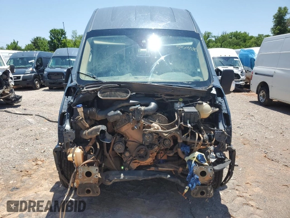 2019 Ford Transit with VIN 1FTYR3XM5KKB34173, listed as a Copart auction lot 57505295 with Not provided miles and Salvage title. Bid and sale history available at DreamBid. Image 5.