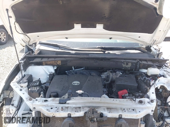 2018 Toyota Highlander LE с VIN 5TDBZRFH4JS907963, выставлен на аукционе IAAI как лот 42160263 с пробегом 42 074 миль миль и . История ставок и продаж доступна на DreamBid. Изображение 10.