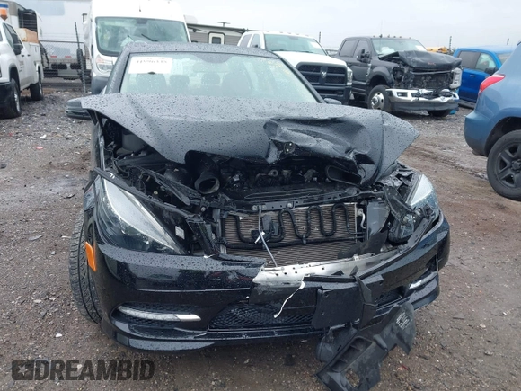 2011 Mercedes-Benz C-Class C 300 Sport with VIN WDDGF8BBXBR160983, listed as a IAAI auction lot 41996335 with 63,846 mi miles. Bid and sale history available at carsss.com. Image 6.