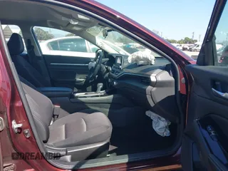 2023 Nissan Altima SV z VIN 1N4BL4DVXPN379301, wystawiony jako IAAI lot #42152983 z przebiegiem 38 374 mil mil oraz . Historia ofert i sprzedaży dostępna na DreamBid. Obrazek 5.