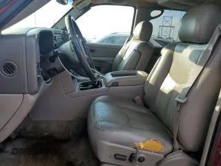 2005 Chevrolet Suburban LT with VIN 3GNEC16Z35G262744, listed as a Copart auction lot 72150674 with 196,450 mi miles and Non Repairable. Bid and sale history available at carsss.com. Image 7.