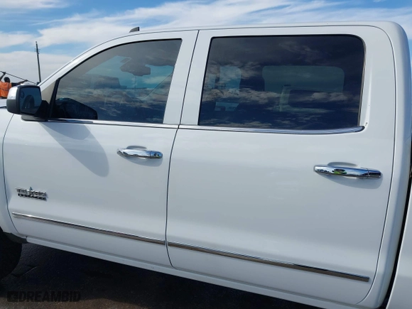 2015 Chevrolet Silverado 1500 LTZ with VIN 3GCUKSEC6FG435135, listed as a IAAI auction lot 41680508 with 207,386 mi miles. Bid and sale history available at carsss.com. Image 14.