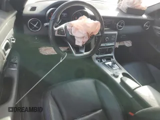 2018 Mercedes-Benz SLC 300 z VIN WDDPK3JA4JF155592, wystawiony jako Copart lot #80042324 z przebiegiem 89 312 mil mil oraz Szkoda całkowita • Salvage title. Historia ofert i sprzedaży dostępna na DreamBid. Obrazek 8.
