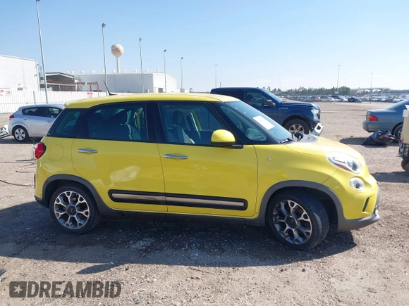 2014 FIAT 500L Trekking with VIN ZFBCFADH3EZ013347, listed as a IAAI auction lot 41551204 with 96,679 mi miles and . Bid and sale history available at DreamBid. Image 13.