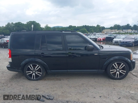 2011 Land Rover LR4 HSE с VIN SALAG2D40BA583460, выставлен на аукционе IAAI как лот 42795572 с пробегом 152 303 миль миль и . История ставок и продаж доступна на DreamBid. Изображение 13.