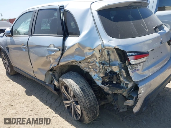 2021 Mitsubishi Outlander SE z VIN JA4APVAU3MU018743, wystawiony jako IAAI lot #42002286 z przebiegiem 97 069 mil mil oraz . Historia ofert i sprzedaży dostępna na DreamBid. Obrazek 17.