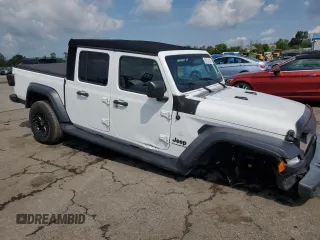2020 Jeep Gladiator Sport S with VIN 1C6HJTAG3LL130331, listed as a Copart auction lot 58130105 with 103,195 mi miles and Salvage title. Bid and sale history available at DreamBid. Image 4.