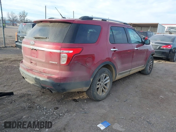 2013 Ford Explorer XLT with VIN 1FM5K7D80DGA33372, listed as a IAAI auction lot 41380497 with 165,784 mi miles and . Bid and sale history available at DreamBid. Image 4.